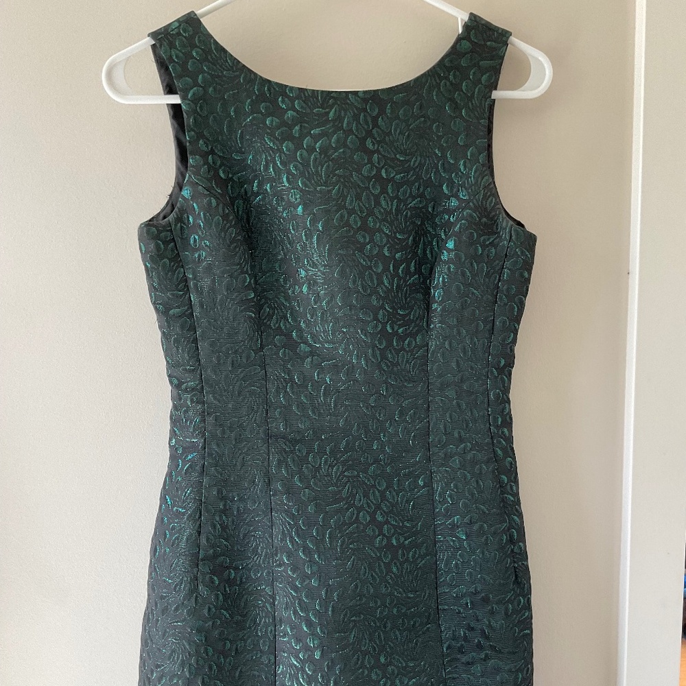 Aiden by Aiden Maddox dark green dress